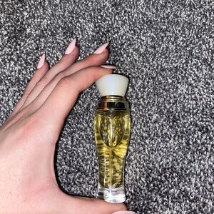 Elegant RARE VICTORIA SECRET Perfume